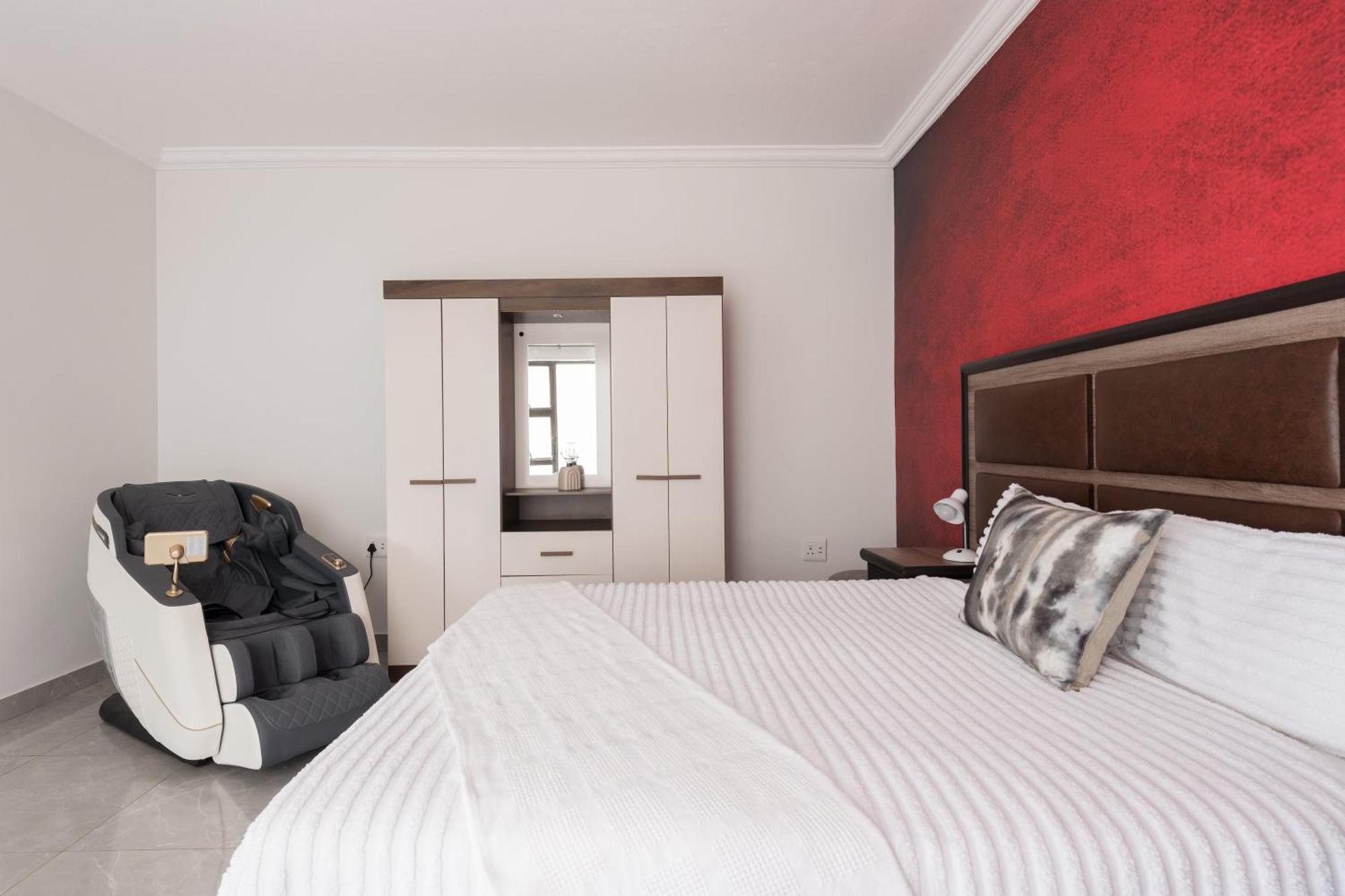 Evans Village - Apartments & Spa Johannesburg Exterior photo